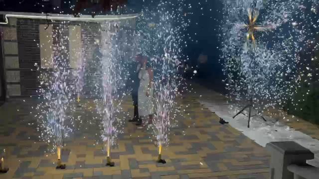Холодные фонтаны, вспышки, вертушка на свадьбу 30.08.25 Дон