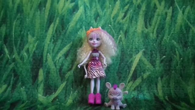 Обзор на Куклу Энчантималс Зейди Зебра Zadie Zebra и её зверюшку Зебру Реф Ref