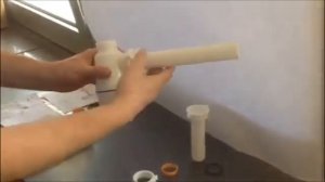 Сборка бутылочного сифона для раковины