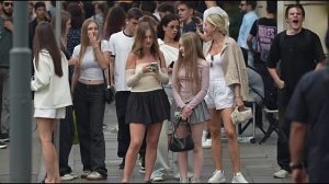 Жаркое лето России 2025: стильные девушки и крутые тачки в ярком вайбе! 💎🚗☀️