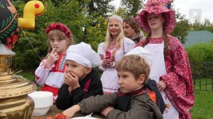 Чей погреб больше? Хозяюшки делились рецептами на фестивале «Тёщин погребок»