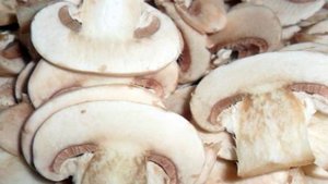 Куриные рулетики с сыром в духовке