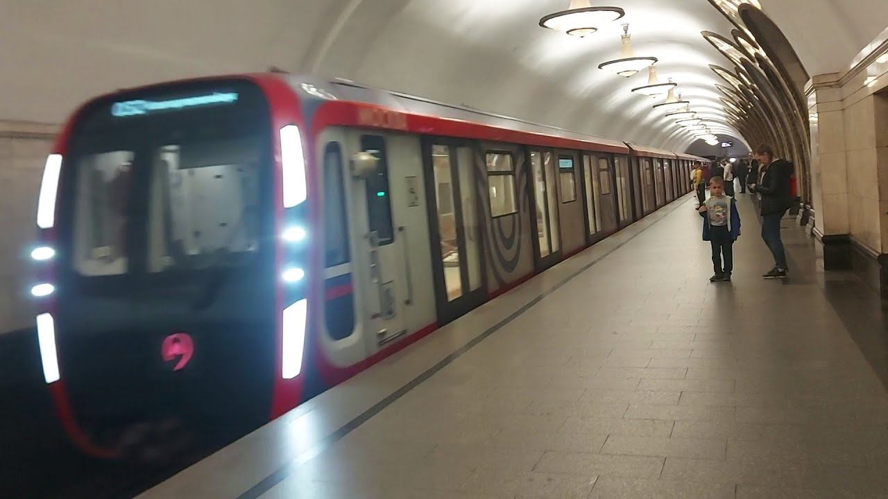 Поезд "Москва 2020". Парад поездов к 90-летию Московского метро (18.05.25)