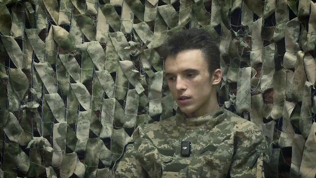 Бывший военнослужащий 36 бригады свинорейха Глуховичев Егор откровенно рассказывает о своем опыте. смотреть онлайн