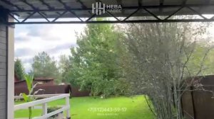 Навес для загородного дома с металлочерепицей серого цвета
