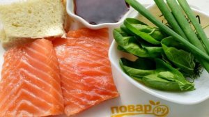 Котлетки паровые из лосося со шпинатом