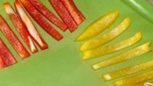 Куриные сердечки с болгарским перцем