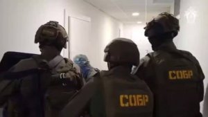 🔴Полицейские задержали в Москве старшего инспектора МВД РФ и его подельников.🔴