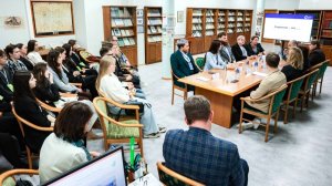 Студенты СурГУ познакомились с профессиями госслужащих