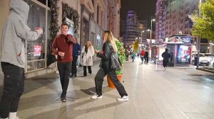 BUSHMAN PRANK_ THE BUSH THAT SCARES PEOPLE IS IN MADRID !!!