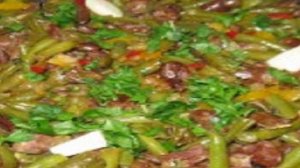 Куриные сердечки с фасолью