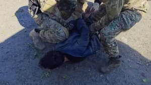 ФСБ показала видео задержания сотрудника IT-компании, работавшего на ГУР Украины