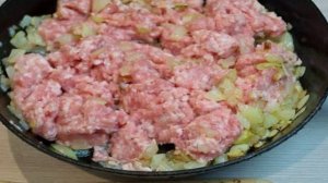 Картофельная запеканка с фаршем и сыром