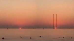 Наглядно как солнце летает над парком. Как оно улетает от нас ночью