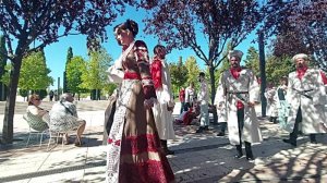 Парк Галицкого. Ух, ты! Играй, гармонь. Попала на съемку передачи! Кубанский Казачий Хор.