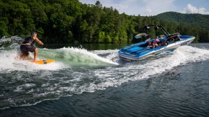 Катер Axis A225