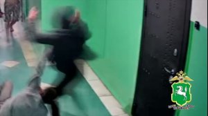 Томская полиция задержала нетрезвого мотоциклиста и его пассажира, подозреваемого в поножовщине