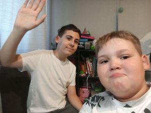 хаваем и разговариваем