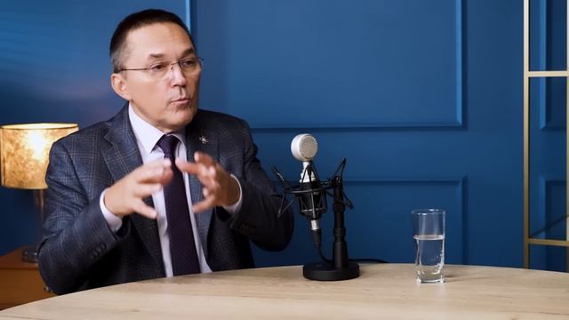 У вас больше никогда не будет бессонницы — Доктор Бузунов смотреть онлайн