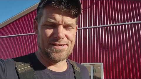 Канадская семья в НН.. “Morning Farm Chores＂– The Real Work⧸Faith, Family, Freedom