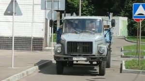 ГАЗ-3307. Двор колледжа. Лето 2011(480P).mp4