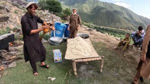 Самый дешевый завтрак в Кабуле, Афганистан | Поле Хиште | Хлеб Наан Уличная еда Афганистана