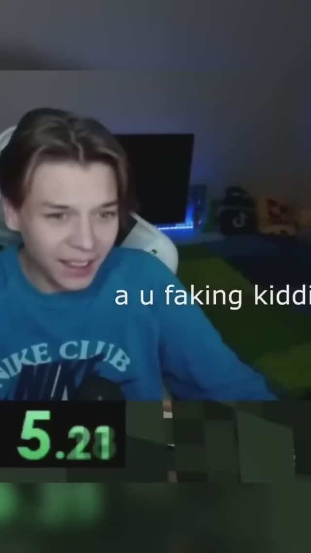 Самое Быстрое Достижение Лимита В Высоту В Майнкрафте смотреть онлайн