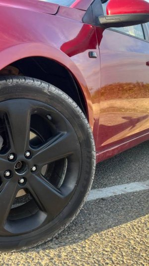 Видео-обзор Chevrolet Cruze 1.8 MT