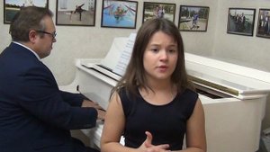 Мацюшевич С. На лужайке (Ольга и Андрей Руденко)