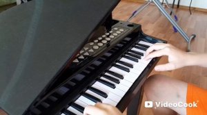 Я играю на пианино