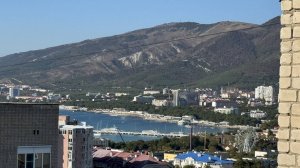 🏡 №4 Сдаётся посуточно 3-к квартира с видом на море и горы – Геленджик Толстый мыс