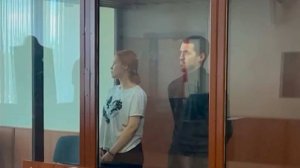 Суд смягчил приговор нарисовавшим пентаграмму у квартиры военкора Трушнина