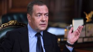 ‼️🇷🇺🇺🇦 Медведев ответил на угрозы Зеленского ударить по Кремлю
➖«Уроду нужно знать другое: