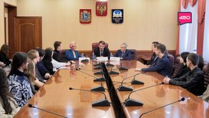 Встреча самарских студентов с министром промышленности и торговли