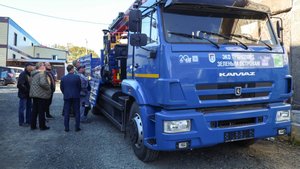 «РЭС» Корсакова получили новую спецтехнику на газомоторном топливе