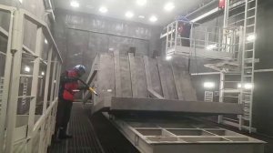 Дробеструйная обработка кузова самосвала