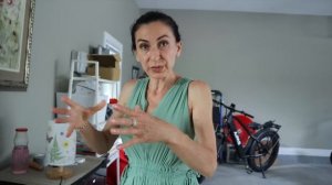Трудные Детские Воспоминания  Мои Жалобы  Беда в Курятнике   Эгине