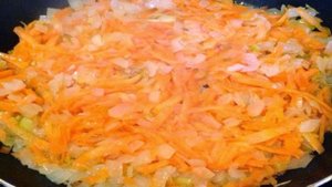 Кабачки с картошкой тушеные