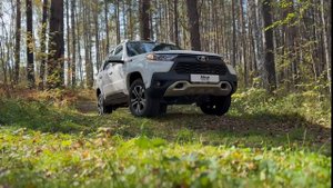 LADA Niva Travel 2025