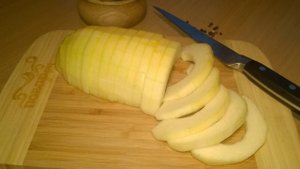 Кабачки в духовке под сметанным соусом