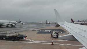 пробка из самолетов в аэропорту 🛩 летим в Сиэтл