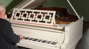Шуберт - Вечерняя серенада, The Beatles - Because и Пугачева на рояле Steinway & Sons 1924 г.