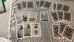🎲⚡КАК ПОГАДАТЬ СЕБЕ НА МЕСЯЦ НА ЛЕНОРМАН⁉️ ПРОСТОЙ И ЁМКИЙ РАСКЛАД ПО АННЕ КОТЕЛЬНИКОВОЙ🆕