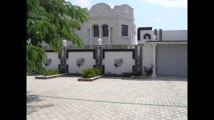 что стало с усадьбой спустя 10 лет. технологии от лучших  мастеров не смогли  выстоять.и 5 лет.