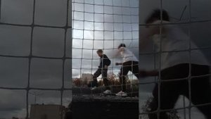 играю в футбол