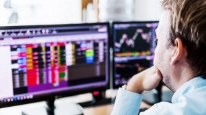 Эксперт Зайнуллин: заморозка активов РФ разрушит финансовую систему Запада