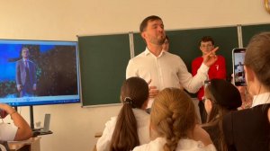 В рамках проекта "Поверь в мечту" на встречу к школьникам 6-й школы Баксана пришёл Аскер Бербеков