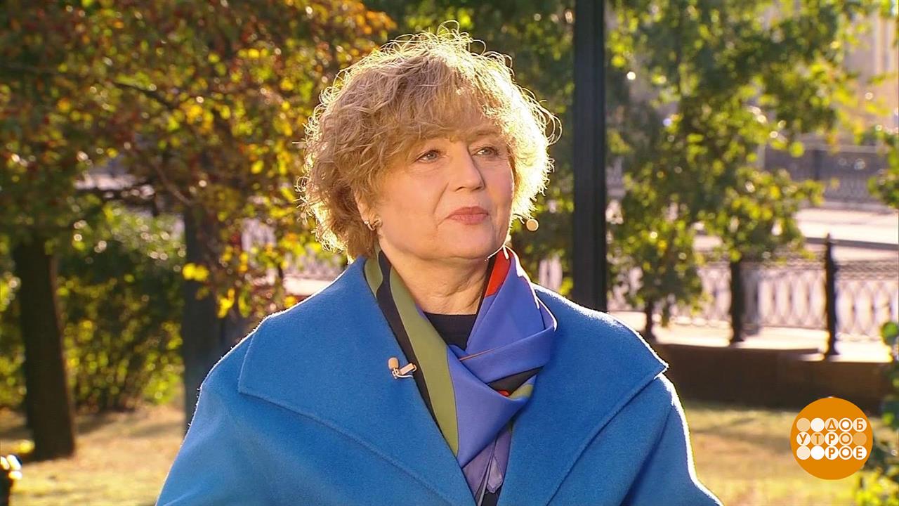 Прогноз погоды от Людмилы Паршиной. Москвичей ждет холодная октябрьская погода.Доброе утро. Фрагм...