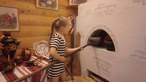 (12+) Их учат мечтать и строить