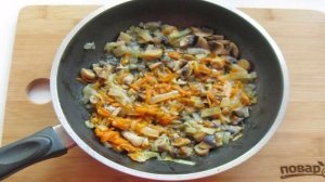 Куриный рулет с гречкой и грибами